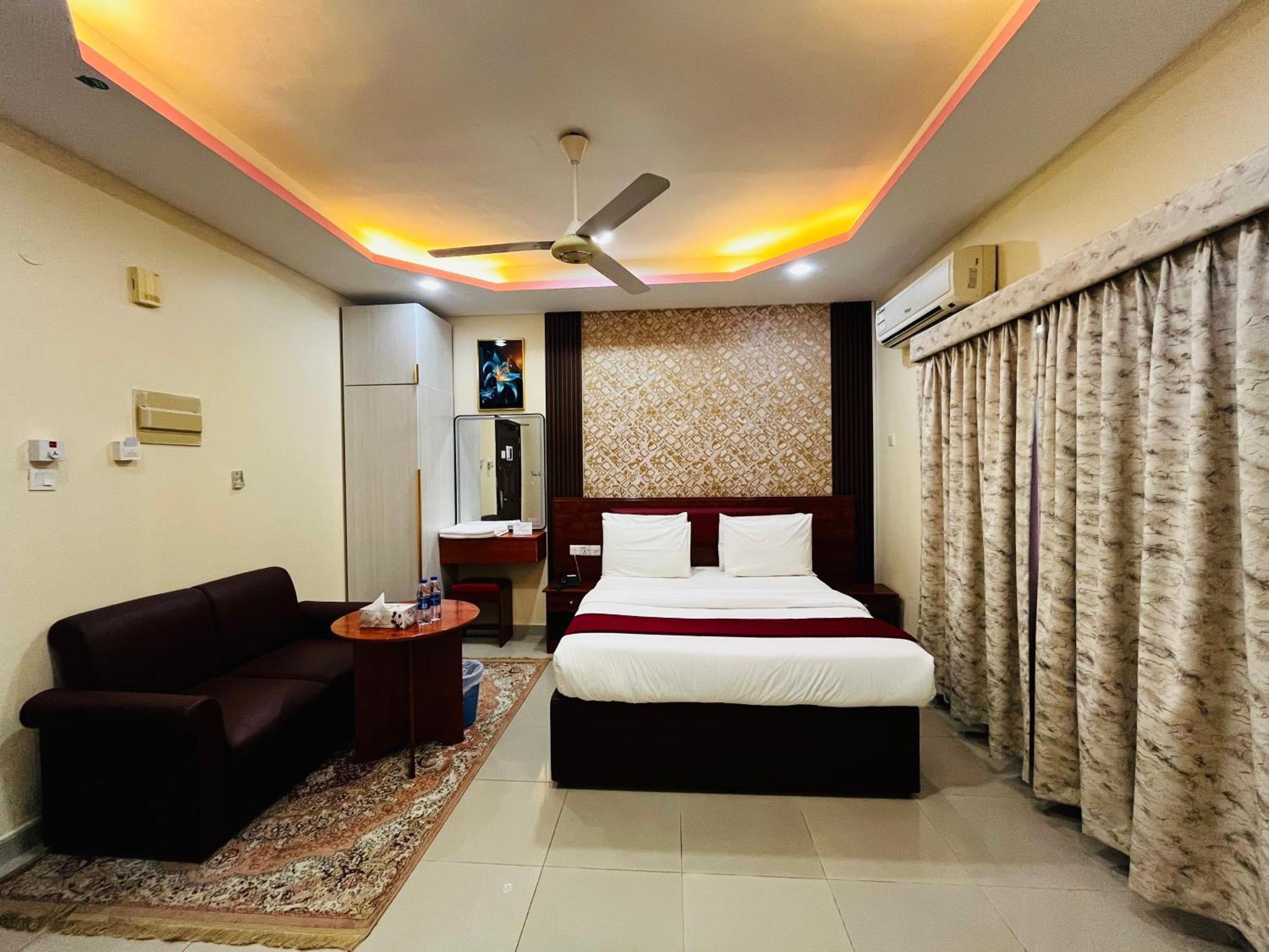 Al Nakheel Hotel Apartments Rász el-Haima Kültér fotó